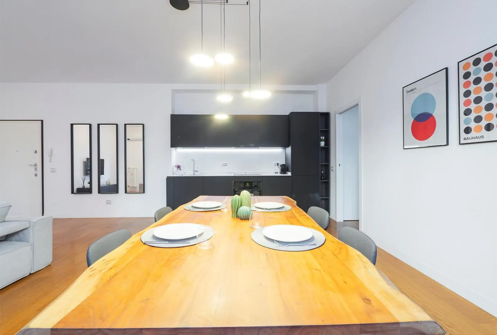 Milano In Stile, Appartamento Comodo Ed Elegante 0*,  Italien